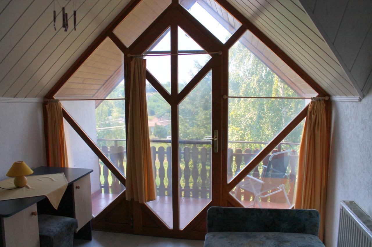 Ibolya Apartmanok Fonyod Luaran gambar